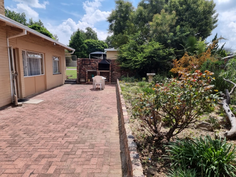 To Let 3 Bedroom Property for Rent in Morelig Free State